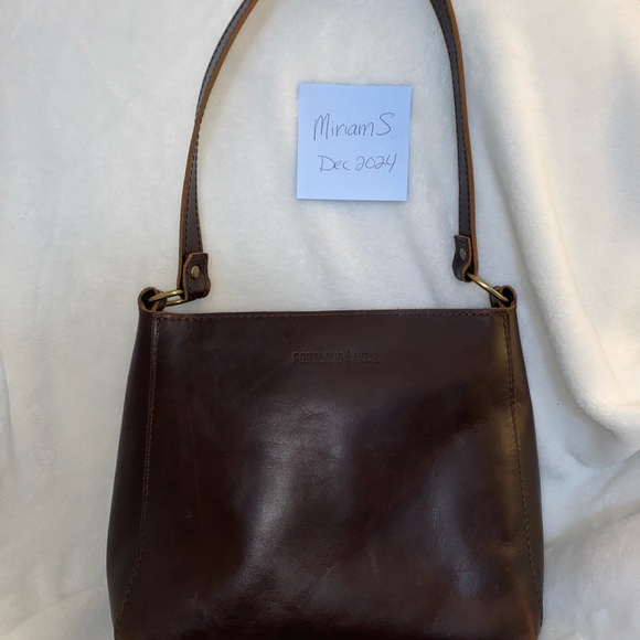 Portland Leather Goods Triangle Shoulder Bag Purse Grizzly - Picture 2 of 8